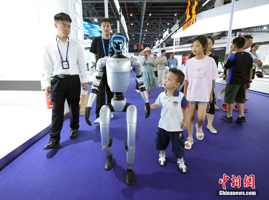 第20回西部國際博覧會が開幕　AIなど最先端の成果が勢揃い