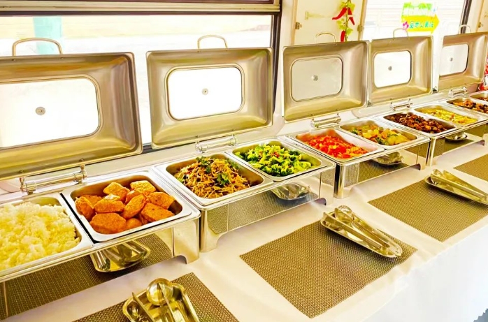 中國(guó)の観光列車でビュッフェメニューの提供開始