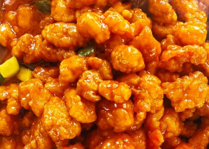 中國の観光列車でビュッフェメニューの提供開始