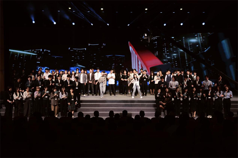 「丁香」の合唱（寫真提供?主催者）。