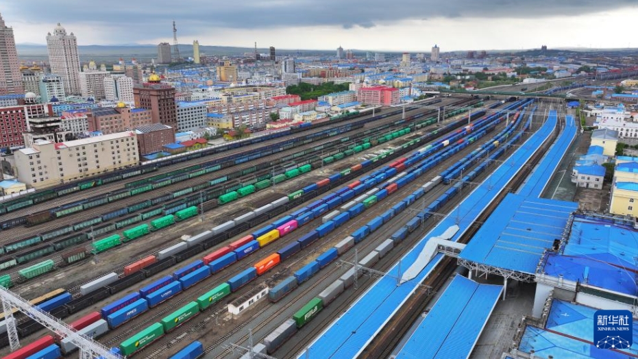 「中歐班列」東ルートの1～5月累計(jì)運(yùn)行本數(shù)が2千本突破