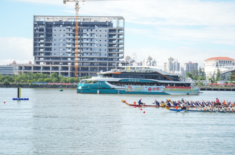 2025「?？诒苟宋鐕?guó)際ドラゴンボート招待レースの様子（寫真提供?主催者）。