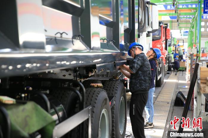 特殊車(chē)両の輸出好調(diào)、注文対応に追われるメーカー　河南省三門(mén)峽