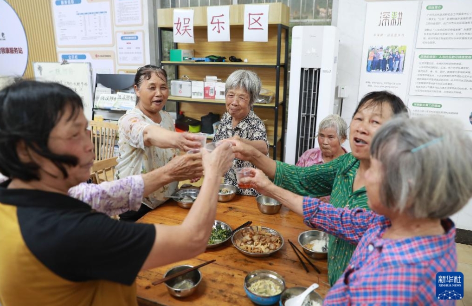 山奧にある「高齢者食堂」　広東省広州