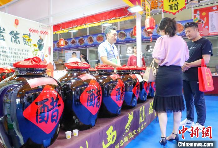 企業(yè)500社が商品1萬點(diǎn)でビジネスチャンスを探る　山東省青島