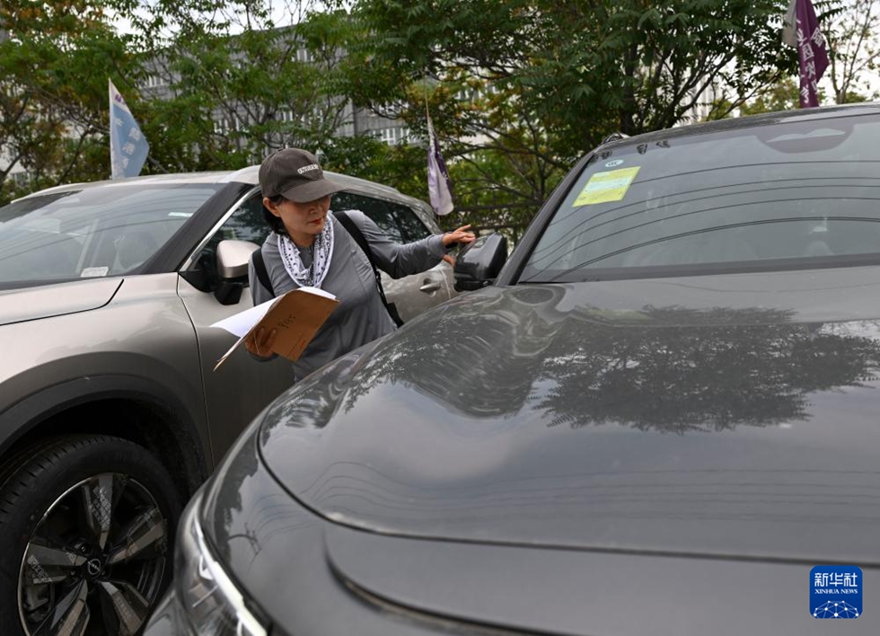 コルガスの「移送ドライバー」たち　中國(guó)製新エネ車の中央アジア輸出で活躍
