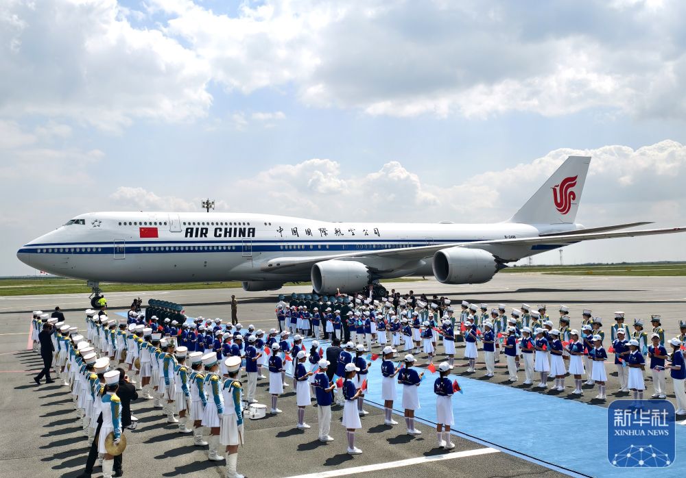 習(xí)近平國家主席がアスタナに到著 第2回中國?中央アジアサミット出席へ