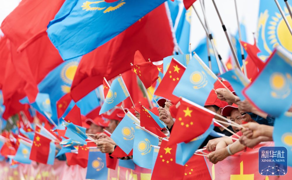 習近平國家主席がアスタナに到著 第2回中國?中央アジアサミット出席へ