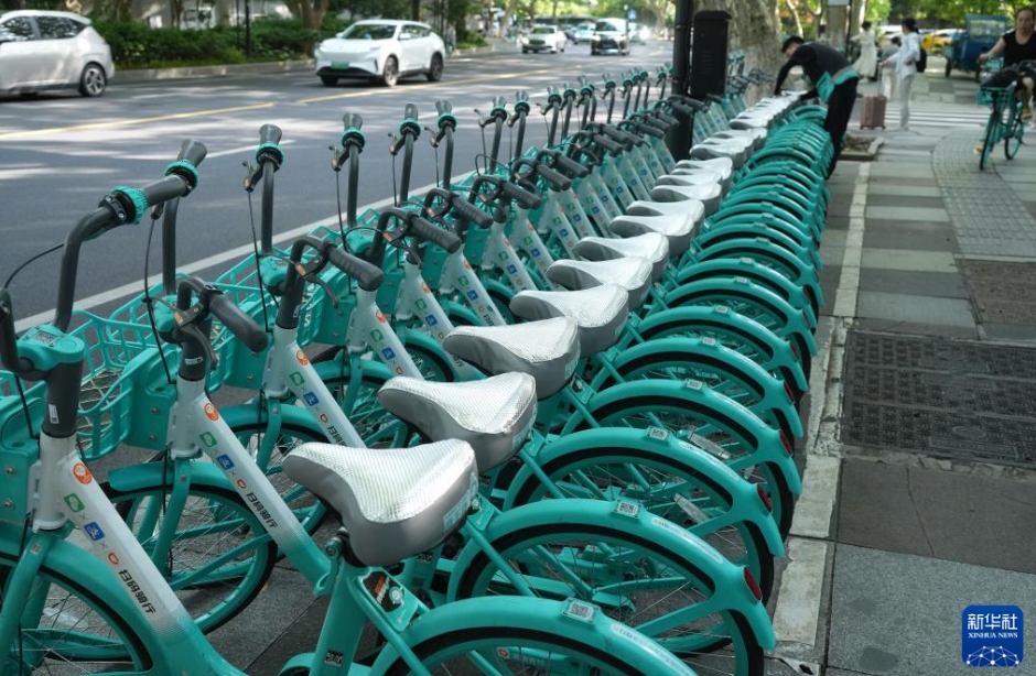 シェア自転車にクールサドルカバー取り付け　浙江省杭州