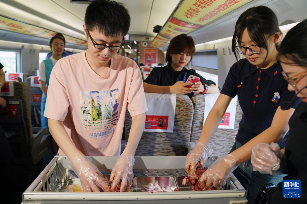 高速列車で斉斉哈爾焼肉を食べよう！　黒竜江省