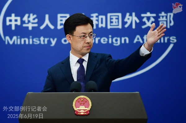 中國、中東地域の平和?安定に向けて建設(shè)的な役割を果たす意向