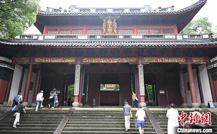 杭州西湖世界遺産登録14周年を記念して観光スポット16ヶ所の入場料が無料に