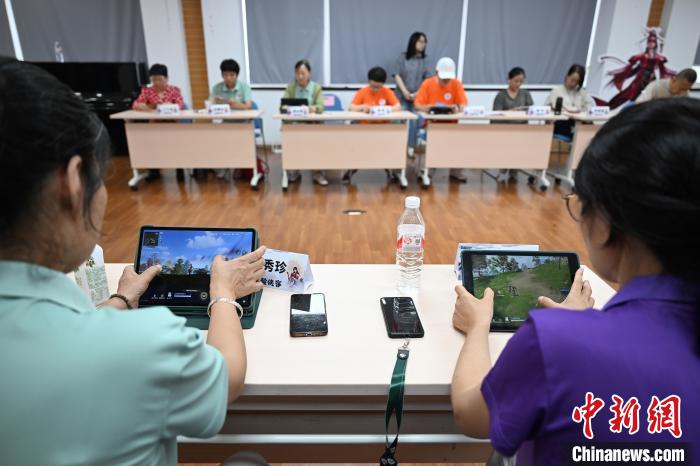 浙江省杭州市で高齢者対象のeスポーツ大會(huì)開催