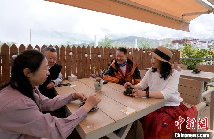 「景観経済」を盛り上げるポタラ宮　西蔵拉薩