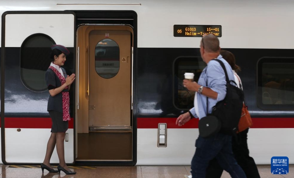 ジャカルタ-バンドン高速鉄道の延べ利用者數(shù)が1千萬(wàn)人以上に