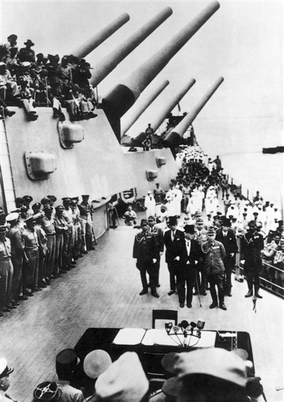 民族解放と世界平和のために――抗日戦爭勝利80周年記念テーマ展が開幕