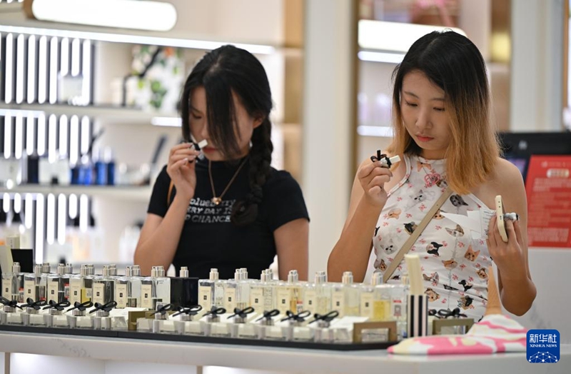 海南離島免稅新制度、施行5年で累計(jì)購(gòu)入額2000億元近くに