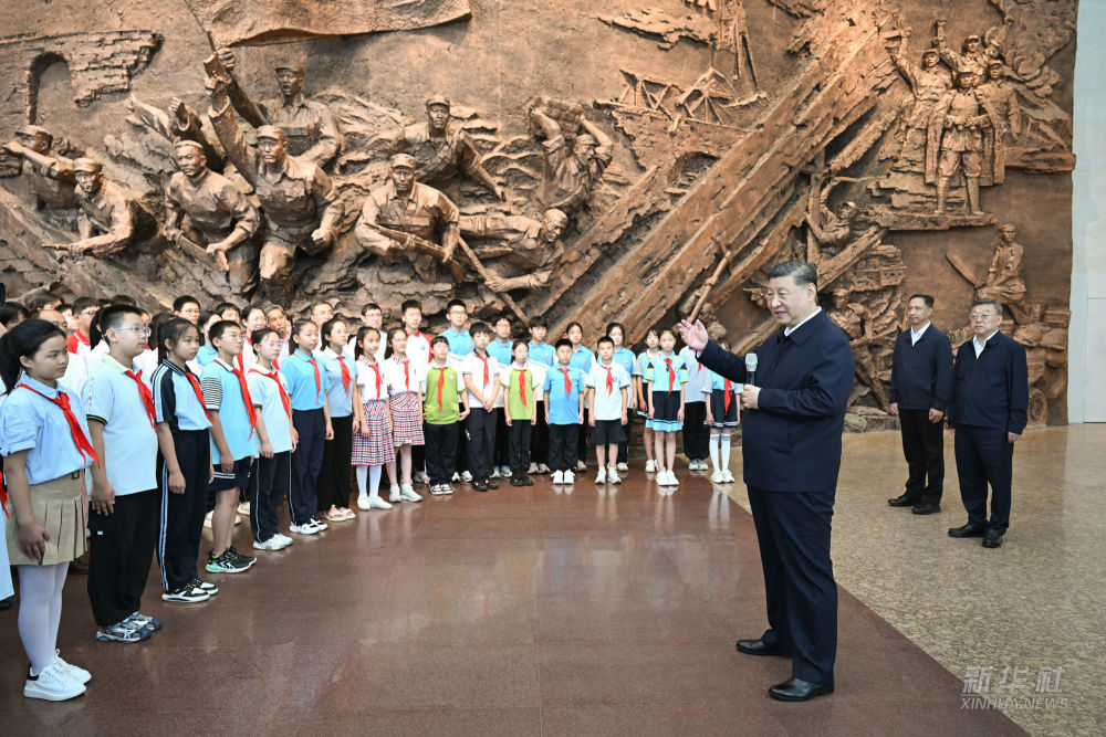 習(xí)近平総書記が山西省陽泉市で抗日戦爭烈士に獻(xiàn)花、百団大戦記念館を見學(xué)