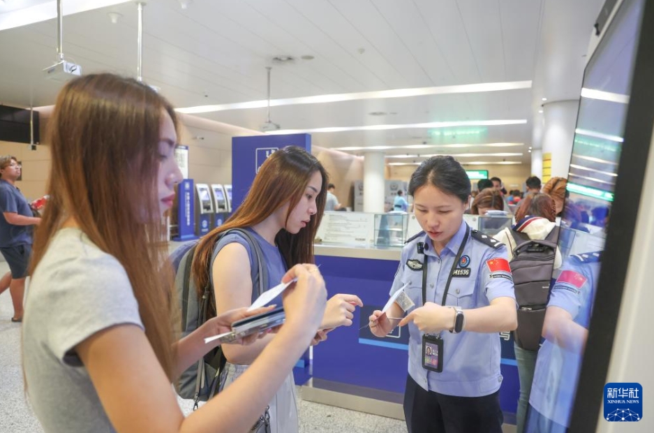 続く「中國旅行」ブーム　重慶の2025年上半期外國人出入國者數(shù)が過去最高をマーク