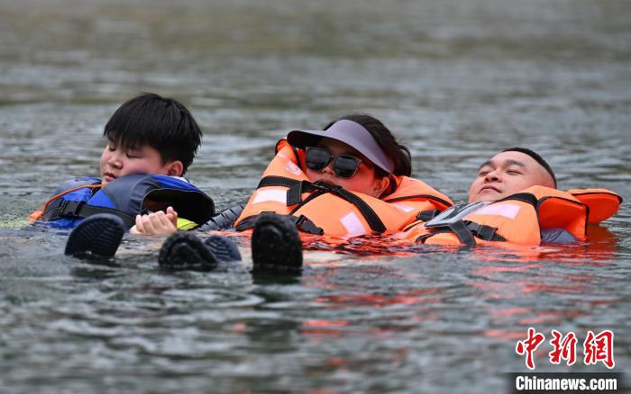 「初心者向けアクティビテ?！工Q光客に大人気　浙江省湖州