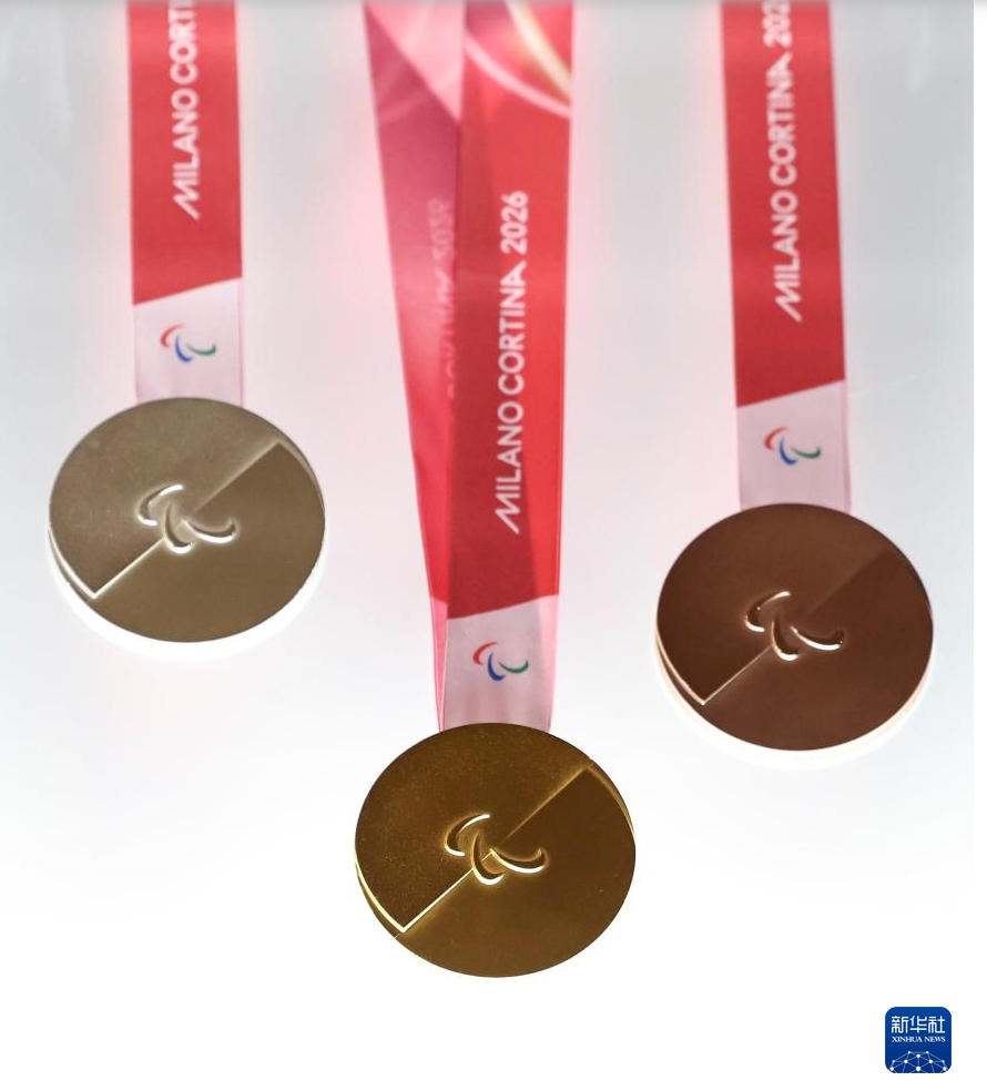 2026年冬季オリンピック?パラリンピックのメダルが初公開