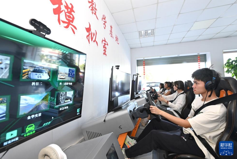 AIが指導(dǎo)してくれる教習(xí)所　浙江省東陽