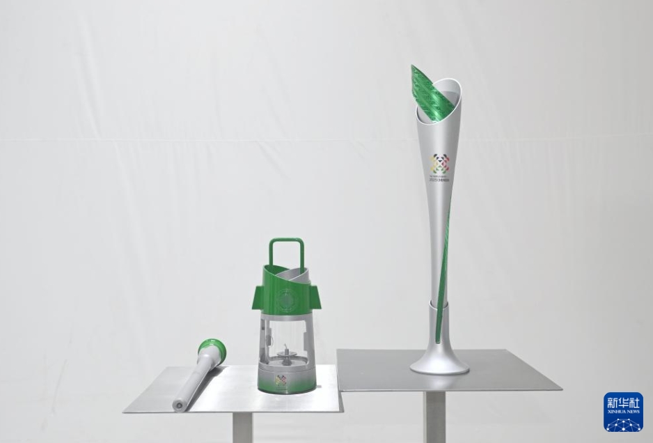 成都ワールドゲームズの聖火リレートーチなどが公開