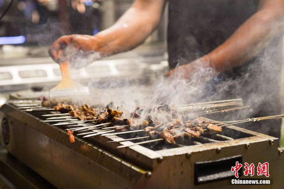 ナイトタイムエコノミーの新ランドマーク「拉薩不夜城」がオープン　西蔵