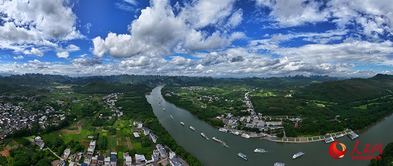 漓江の風(fēng)景。（撮影?雷琦竣）