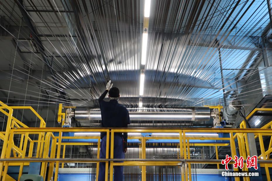 中國最大の炭素繊維生産拠點を訪ねて