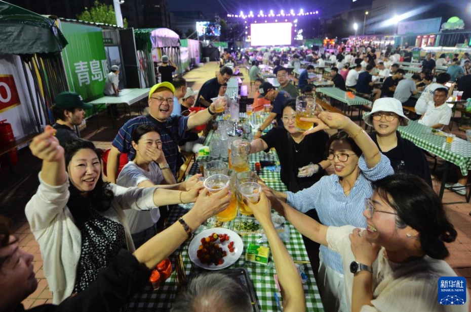 中國各地で活況を呈する夏の「ナイトタイムエコノミー」