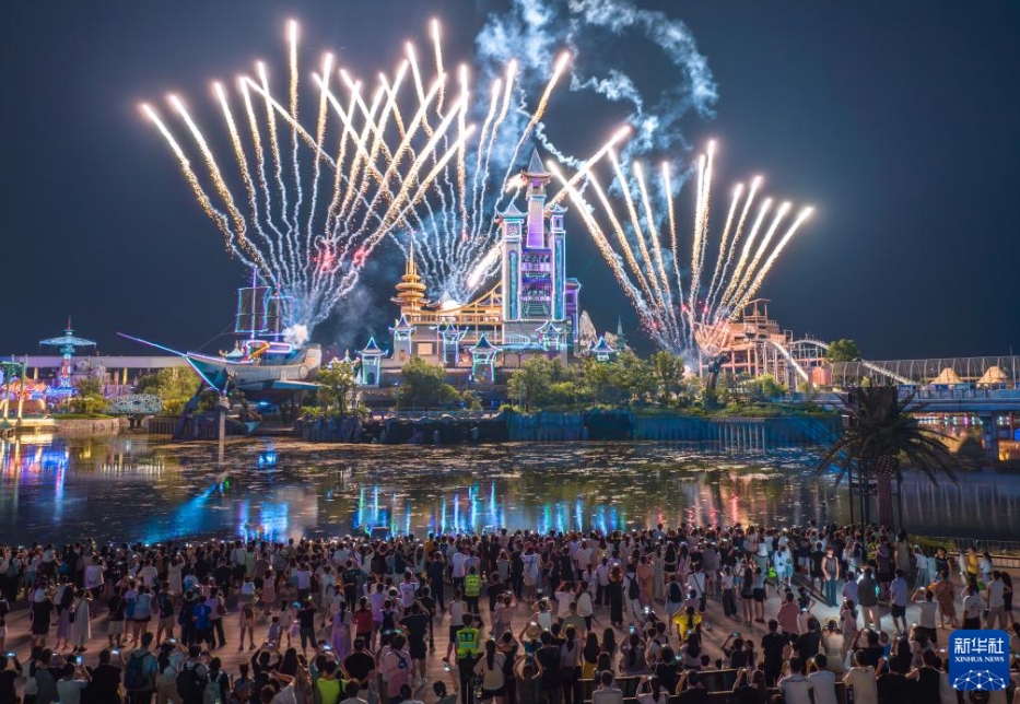 中國各地で活況を呈する夏の「ナイトタイムエコノミー」