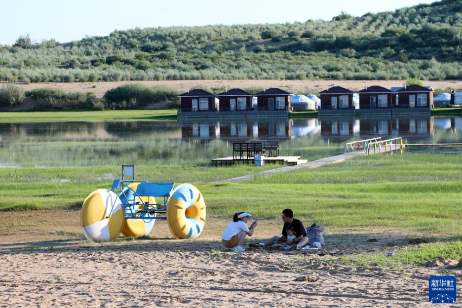 夏色に染まる草原　內(nèi)蒙古?赤峰市