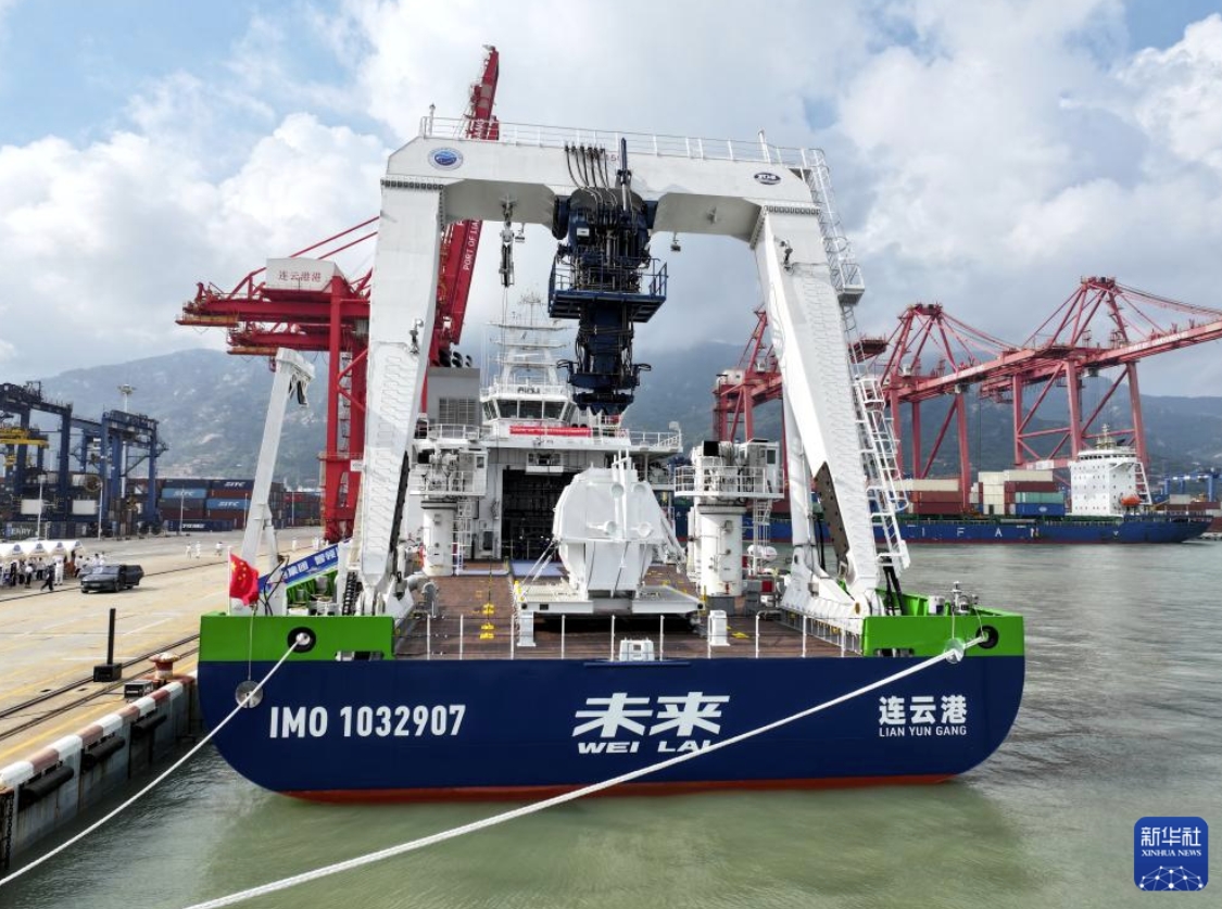 中國(guó)初の深海遠(yuǎn)洋グリーン?スマート技術(shù)試験船「未來(lái)號(hào)」が連雲(yún)港に到著　江蘇省