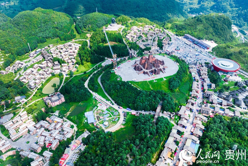 六盤(pán)水野玉海國(guó)家級(jí)観光リゾート（撮影?涂敏）。