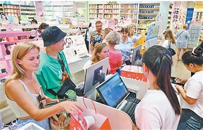 稅金の払い戻し、コーヒーを飲み干すよりスピーディ