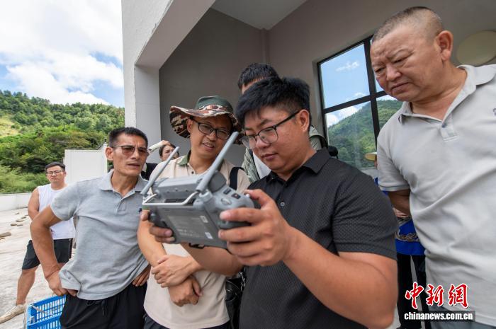 ドローンによる農(nóng)作物輸送のコストは500グラムあたりわずか2円　 浙江省武義