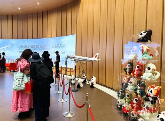 多くの來場者で賑わった特別イベント「AIR CHINA DAY」（撮影?許可）。