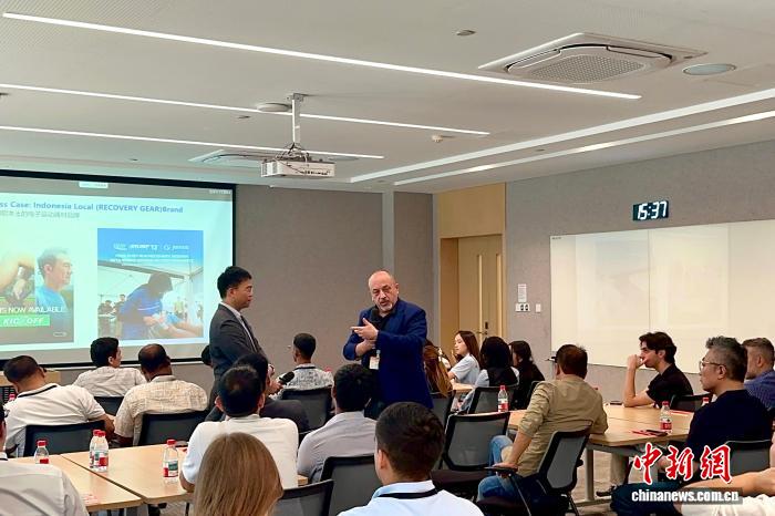 外國(guó)人向け越境EC研修イベント開(kāi)催　浙江省杭州