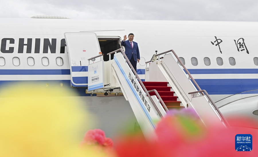 習(xí)近平総書記が拉薩に到著 西蔵自治區(qū)成立60周年祝賀行事出席へ