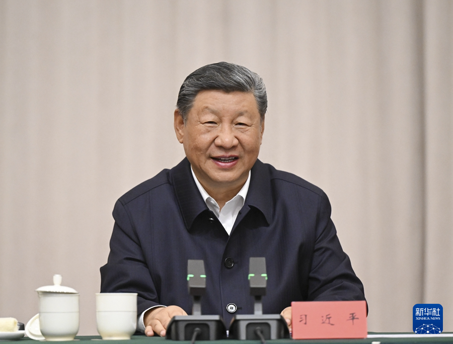 習近平総書記が西蔵に対し強調(diào)「新時代の黨の西蔵政策を貫徹し、社會主義現(xiàn)代化に基づく新西蔵の建設に努力を」