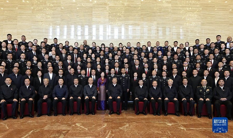 習(xí)近平総書記が西蔵各民族?各界代表と接見