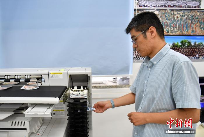 復(fù)活を遂げた「楽凱」のカラーフィルム　河北省保定