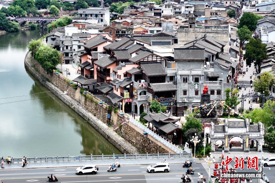 古趣あふれる客家の街並み　福建省長汀