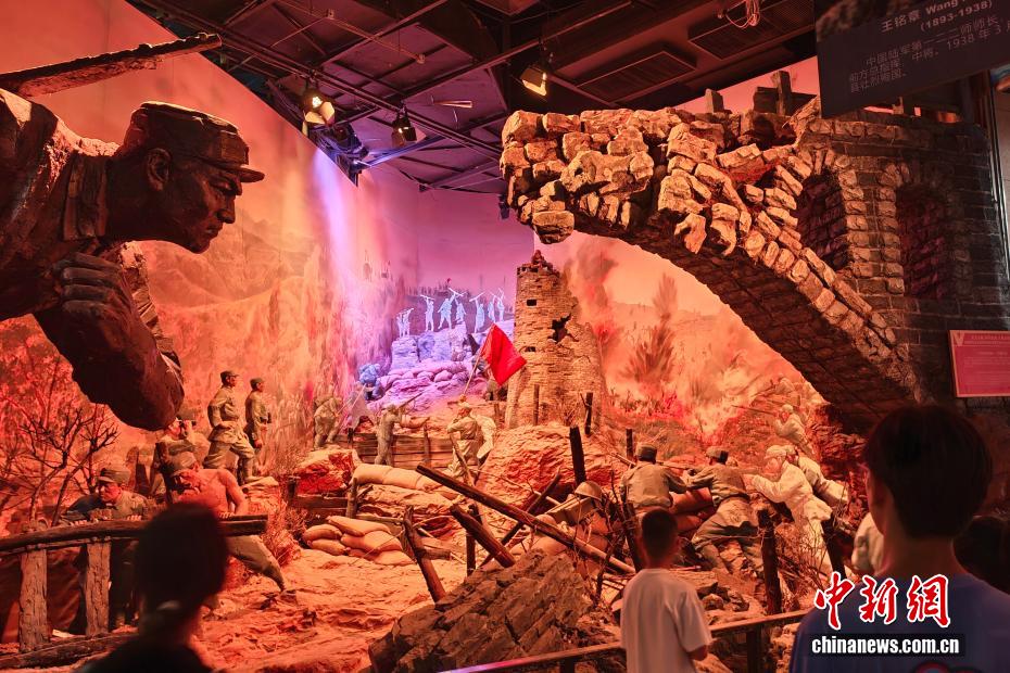 中國侵略日本軍南京大虐殺遭難同胞紀(jì)念館の「三つの必勝」テーマ展　江蘇省南京