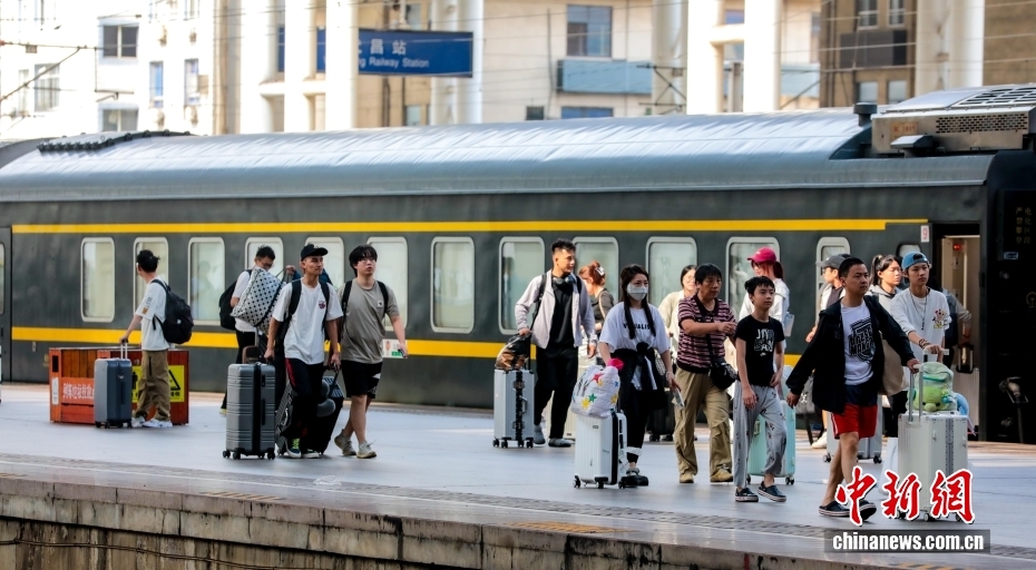 今年の夏休み期間の鉄道輸送體制が終了