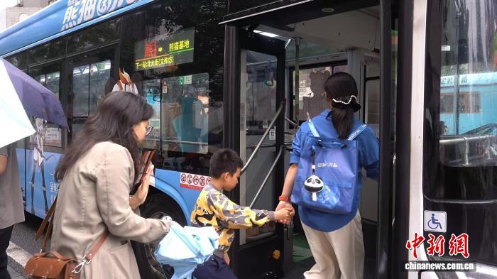 成都に沒入型ミュージカルバスが登場　四川省