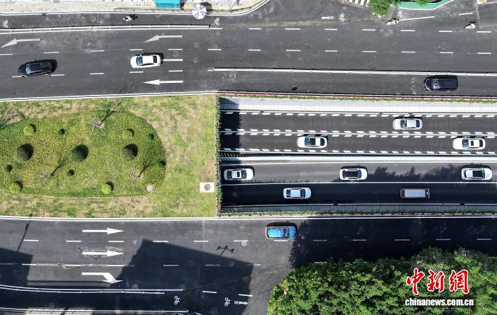 中國で初の「2階建てトンネル」が開通　福建省