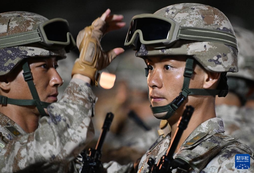 軍事パレード開始前の様子を捉えた寫真の數(shù)々　北京市