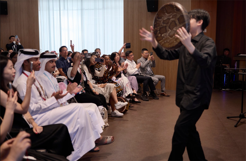 演奏者と観客の交流の様子（中國國際貿(mào)易促進(jìn)會提供）